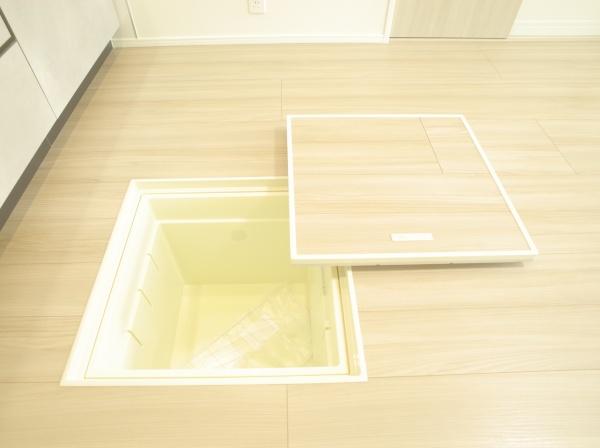 小平市仲町の新築一戸建のキッチン画像