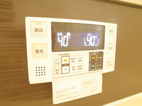 小平市仲町の新築一戸建のバス画像
