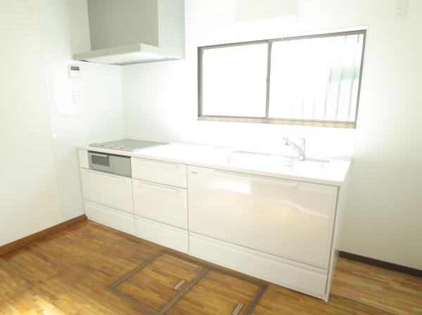 小平市小川町1丁目の中古一戸建のキッチン画像
