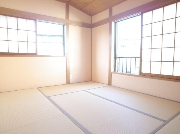 小平市小川町1丁目の中古一戸建の和室画像