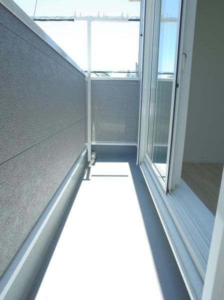 小平市仲町の新築一戸建のバルコニー画像