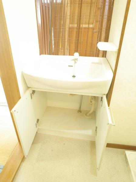 小平市栄町３丁目の中古一戸建の洗面台・洗面所画像