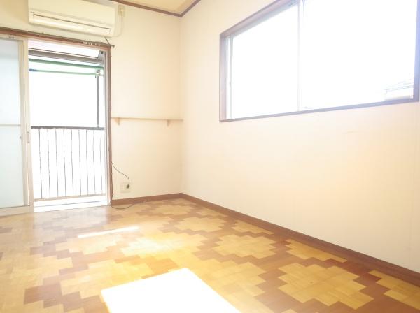 小平市栄町３丁目の中古一戸建の洋室画像
