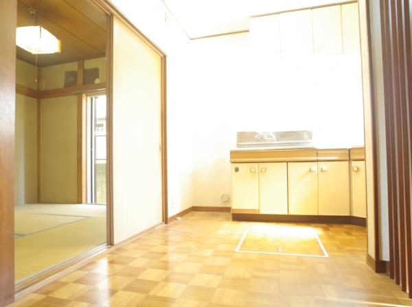 小平市栄町３丁目の中古一戸建のリビング画像