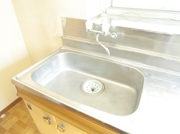 小平市栄町３丁目の中古一戸建のキッチン画像