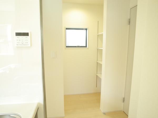 小平市小川東町５丁目の新築一戸建のキッチン画像