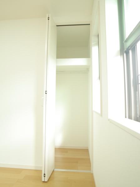 小平市小川町1丁目の中古一戸建の収納画像
