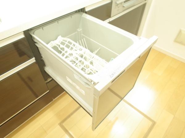 小平市小川町1丁目の中古一戸建のキッチン画像