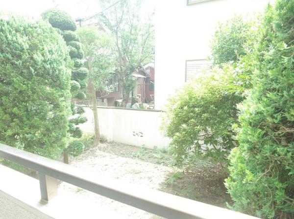 パークマンション一橋学園の庭画像
