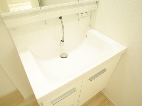東村山市富士見町3丁目の新築一戸建の洗面台・洗面所画像