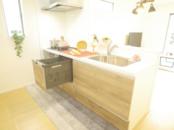 小平市学園東町２丁目の新築一戸建のキッチン画像