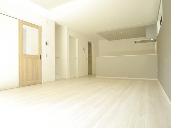 小平市小川町1丁目の新築一戸建のリビング画像