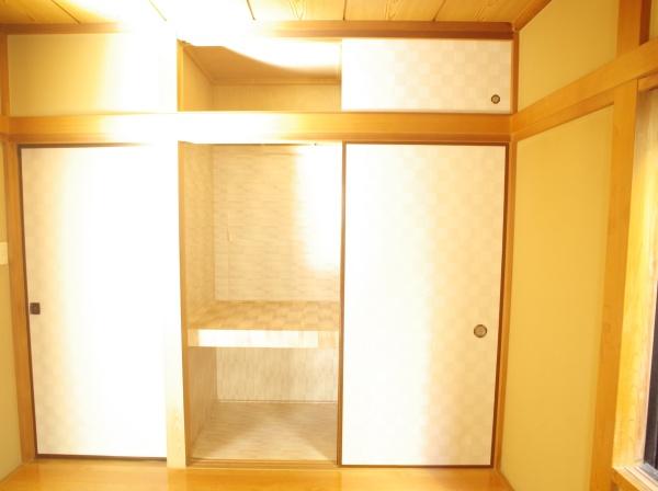 小平市小川町１丁目の中古一戸建の収納画像