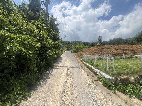 福岡市西区大字下山門土地の前面道路含む現地写真画像