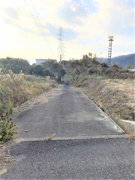 筑紫野市大字山家土地の前面道路含む現地写真画像