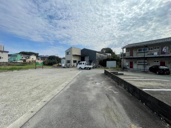 久留米市野中町土地の前面道路含む現地写真画像