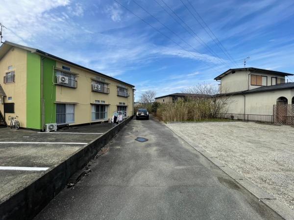 久留米市野中町土地の前面道路含む現地写真画像