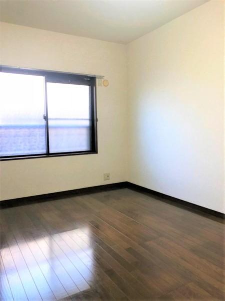 ウェルシーライフの洋室画像