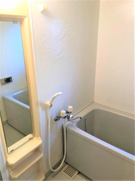 ウェルシーライフのバス画像