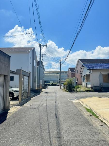 福岡市早良区飯倉7丁目戸建の前面道路含む現地写真画像