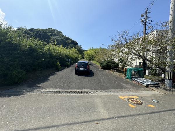 宗像市田島字楢崎土地の前面道路含む現地写真画像