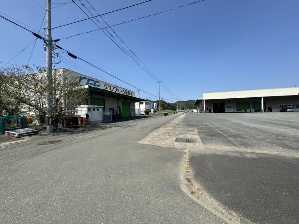 宗像市田島字楢崎土地の前面道路含む現地写真画像