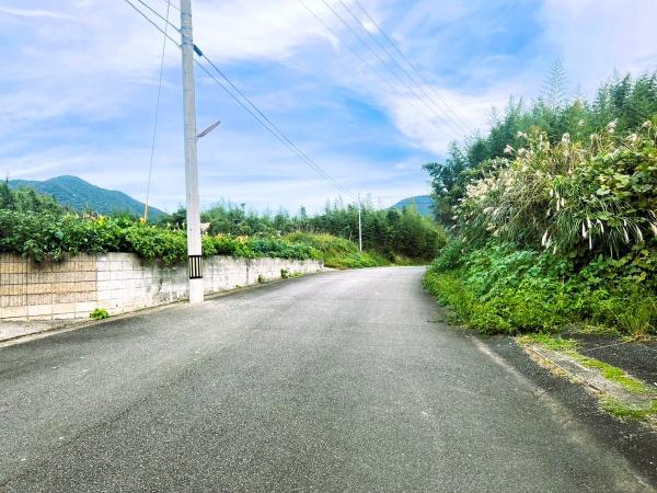 宗像市池田土地の前面道路含む現地写真画像