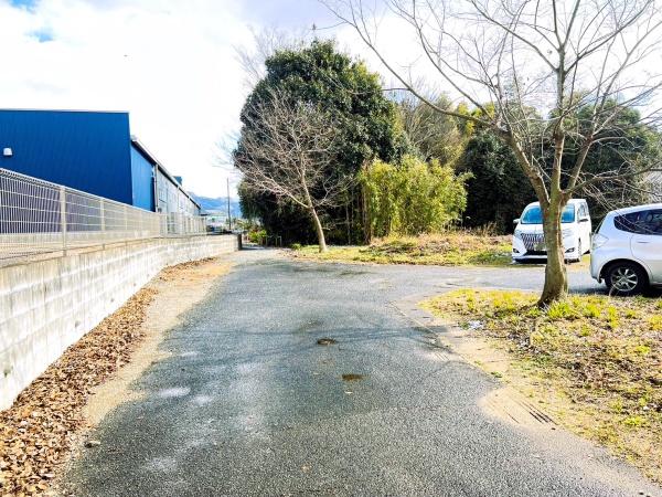 朝倉郡筑前町下高場土地の前面道路含む現地写真画像