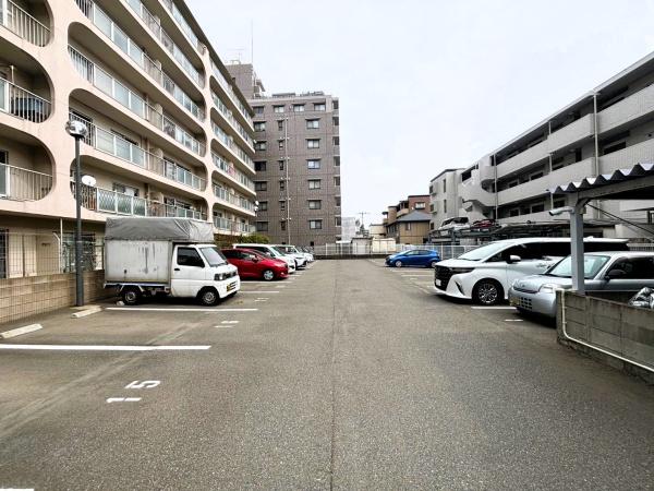 福陵ハイデンスの駐車場画像