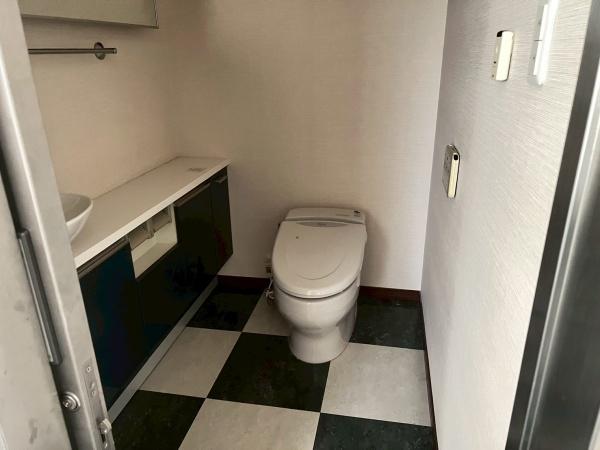 福岡市城南区田島３丁目戸建のトイレ画像