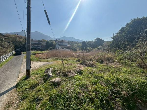 福岡市早良区大字西字上廣瀬土地の前面道路含む現地写真画像