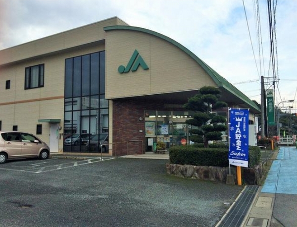 福岡市内野5丁目戸建の銀行画像