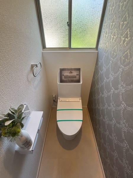 福岡市内野5丁目戸建のトイレ画像