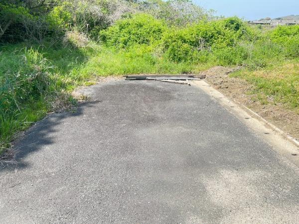 糸島市有田字上鑵子土地の前面道路含む現地写真画像