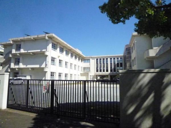 福岡市南区横手三丁目土地の中学校画像