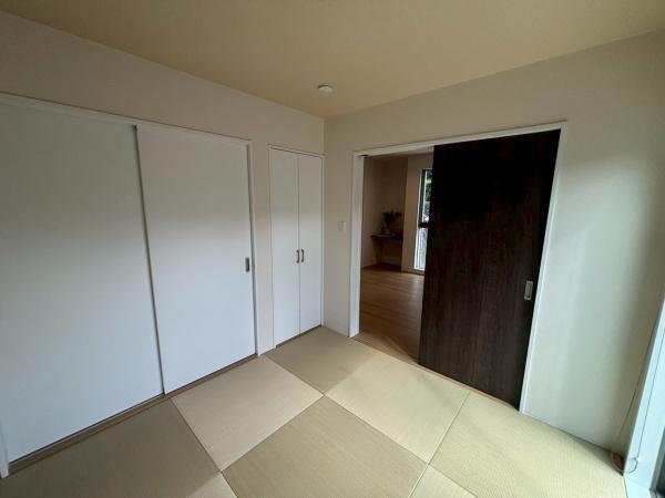 福岡市西区野方４丁目　７号地　戸建の和室画像