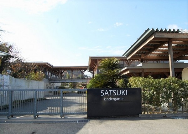 福岡市早良区野芥６丁目戸建の幼稚園・保育園画像