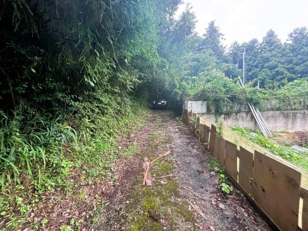 福岡市早良区大字西字上廣瀬土地の前面道路含む現地写真画像