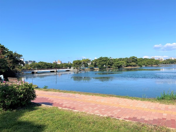 ロマネスク西公園の公園画像