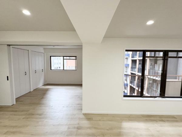 ロマネスク西公園のリビング画像