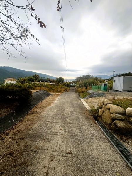 福岡市早良区早良5丁目土地の前面道路含む現地写真画像