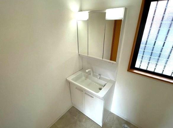 福岡市早良区内野3丁目戸建の洗面台・洗面所画像