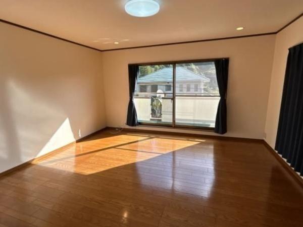 福岡市早良区東入部1丁目戸建の洋室画像