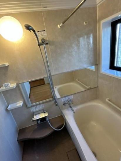 福岡市早良区東入部1丁目戸建のバス画像