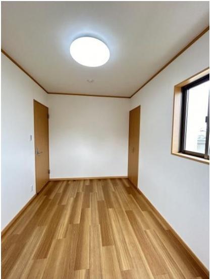 福岡市城南区南片江4丁目戸建の洋室画像