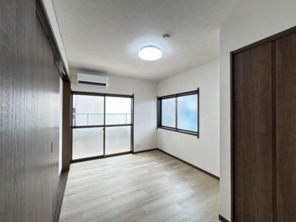 福岡市早良区野芥6丁目戸建の洋室画像