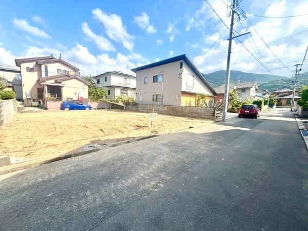 糸島市二丈深江土地の前面道路含む現地写真画像