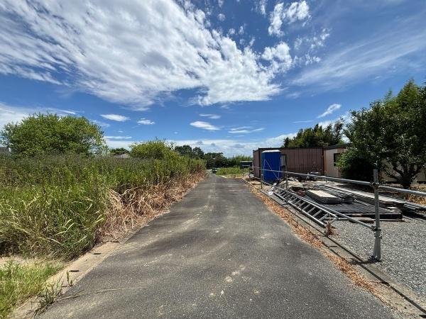 福岡県小郡市三沢土地の前面道路含む現地写真画像