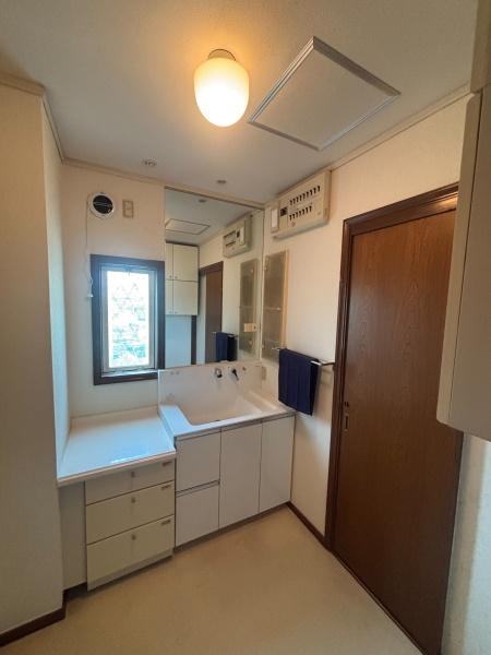 福岡市西区愛宕浜4丁目戸建の洗面台・洗面所画像