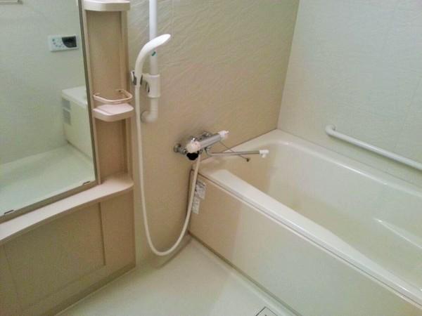 キャメロットリブのバス画像